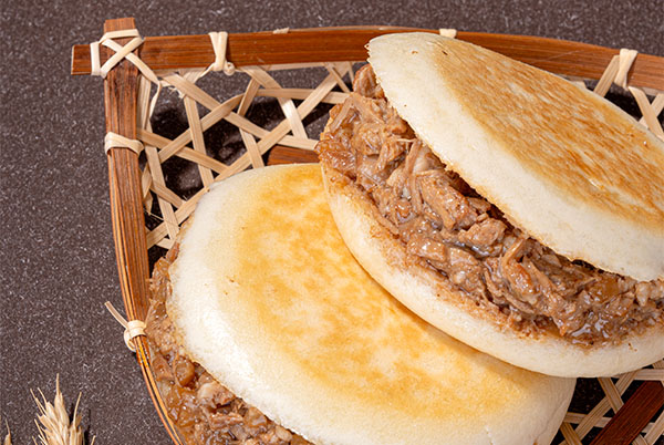 Braised Pork Burger
