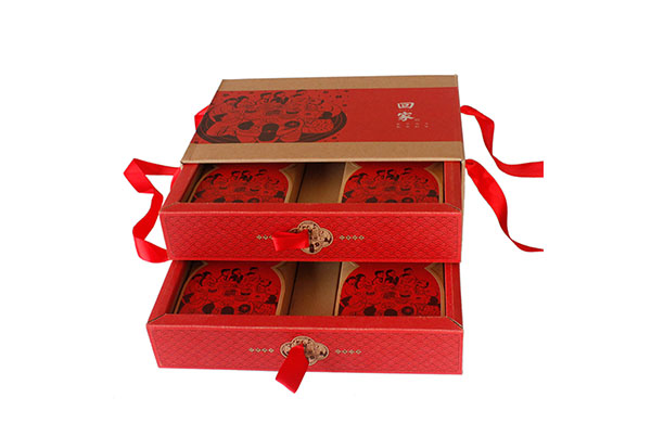 Homecoming Gift Box